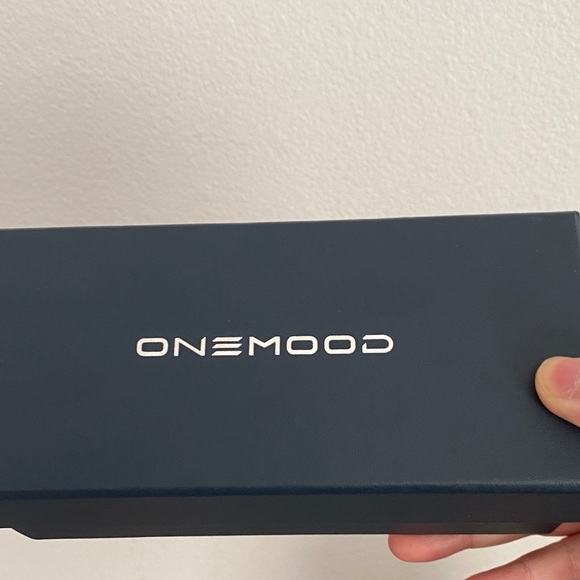 One Mood Blue Reflective Sports Sunglasses - Picture 5 of 5